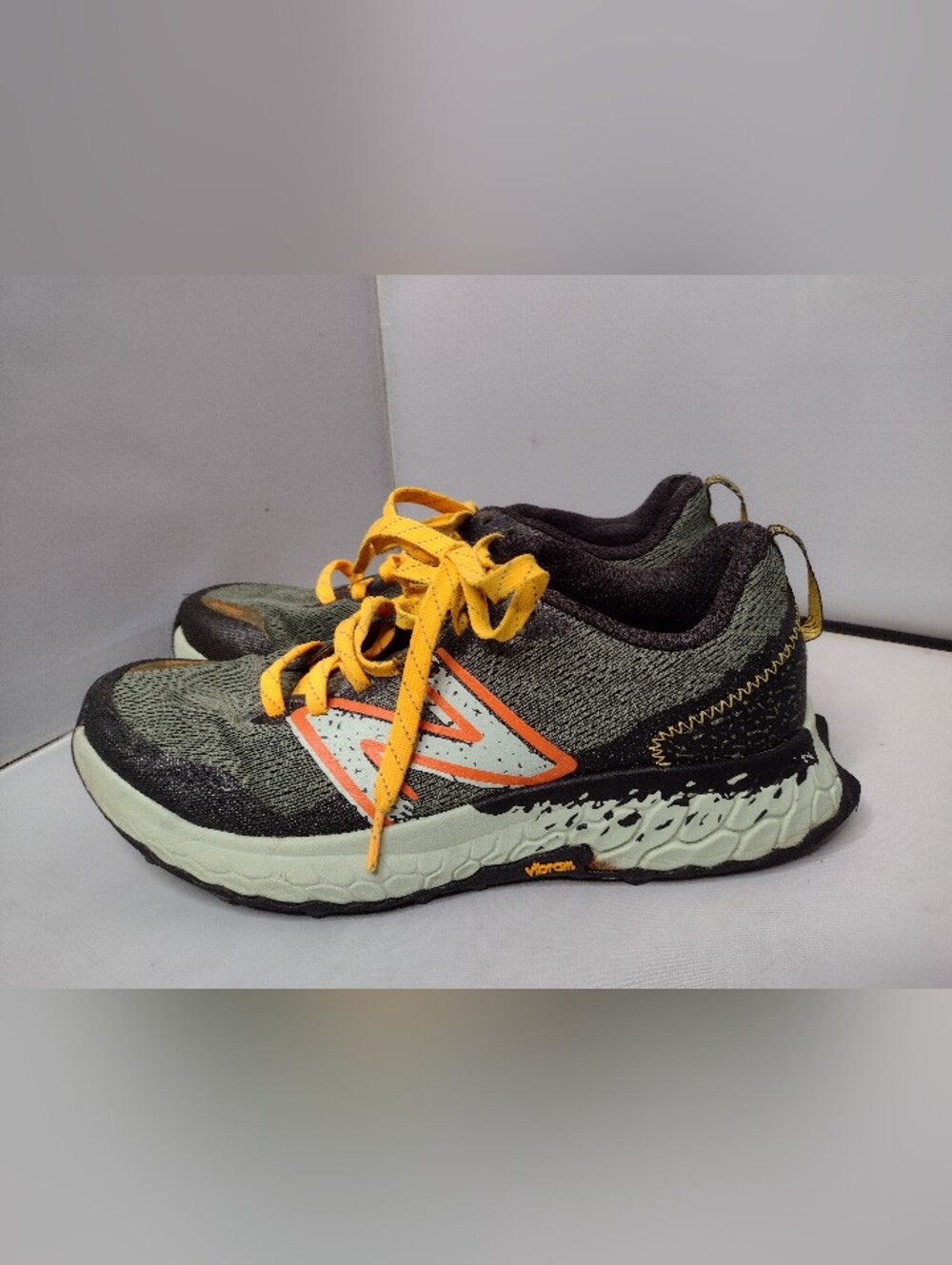New Balance Hierro V7 Trail Running Shoes Men's 8.5 Green Vibram Sneakers YY
